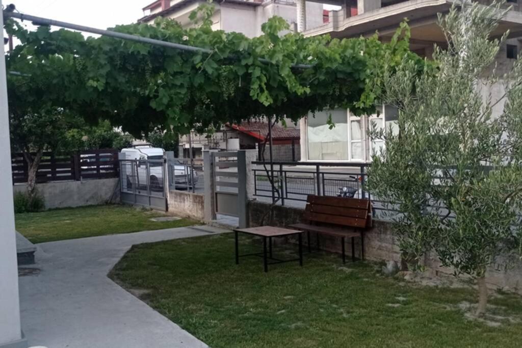 AridaíaΤο Άλλο Σπίτι...别墅 外观 照片